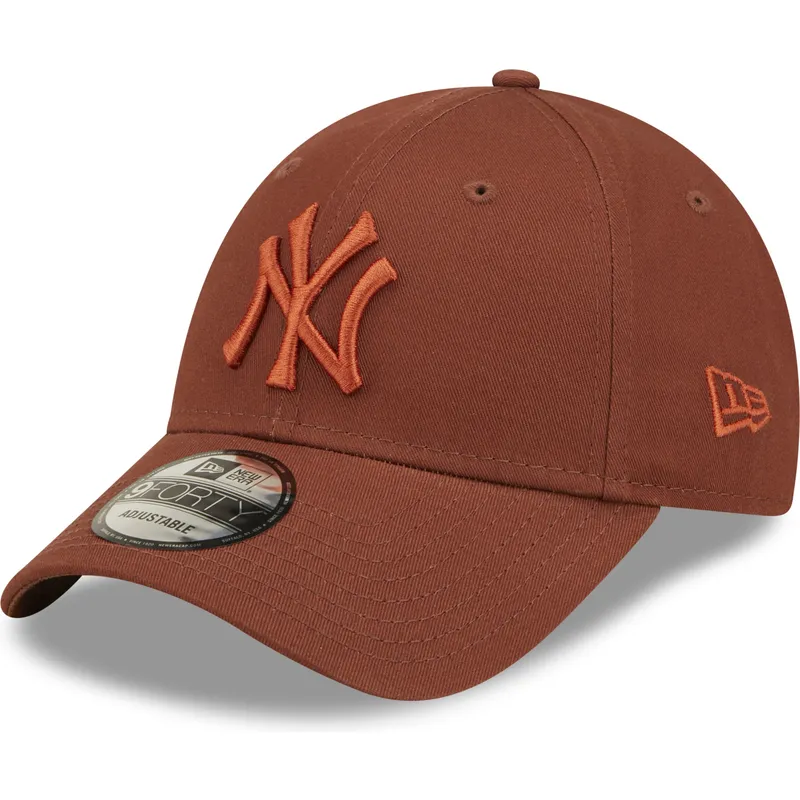 mutzen-gebogen-braun-verstellbares-band-9forty-league-essential-der-new-york-yankees-mlb-von-new-era mutzen-gebogen-braun-verstellbares-band-9forty-league-essential-der-new-york-yankees-mlb-von-new-era