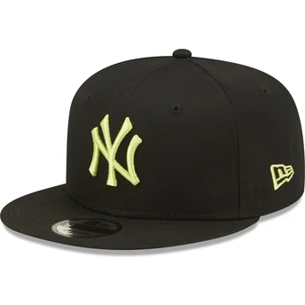 Gorra plana negra ajustable 9FIFTY White on Black de New York