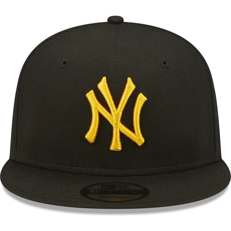 mutzen-flach-schwarz-snapback-9fifty-league-essential-der-new-york-yankees-mlb-von-new-era