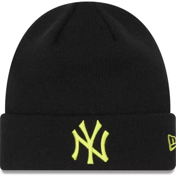New Era Green Logo League Essential Cuff New York Yankees MLB Black Beanie