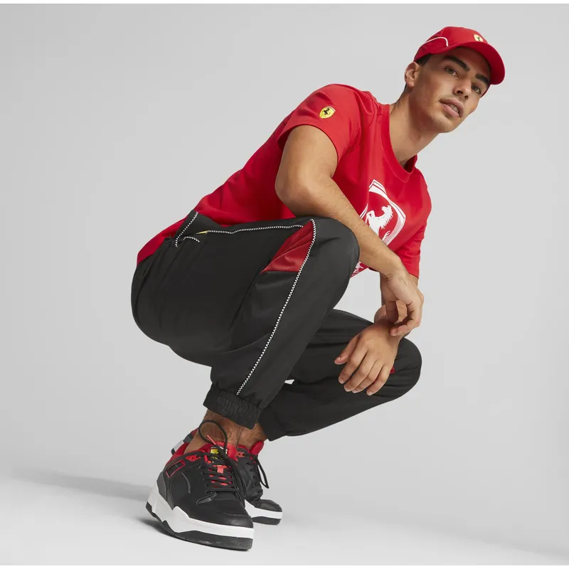 mutzen-gebogen-rot-verstellbares-band-sptwr-race-b-der-ferrari-formula-1-von-puma