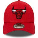 mutzen-gebogen-rot-verstellbares-band-9forty-shadow-tech-der-chicago-bulls-nba-von-new-era