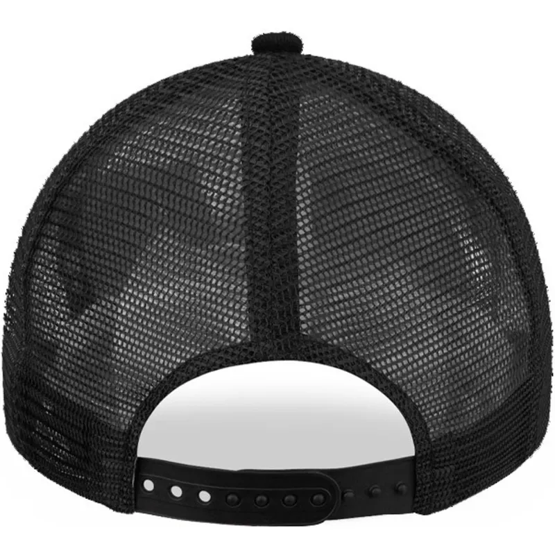 svart-truckerkeps-med-svart-logotyp-9forty-a-frame-tonal-fran-los-angeles-lakers-nba-av-new-era