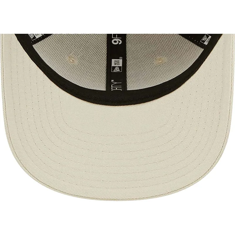 mutzen-gebogen-beige-verstellbares-band-fur-kinder-9forty-league-essential-der-los-angeles-dodgers-mlb-von-new-era