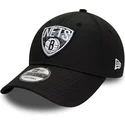 verstellbare-schwarze-9forty-print-infill-kappe-der-brooklyn-nets-nba-von-new-era