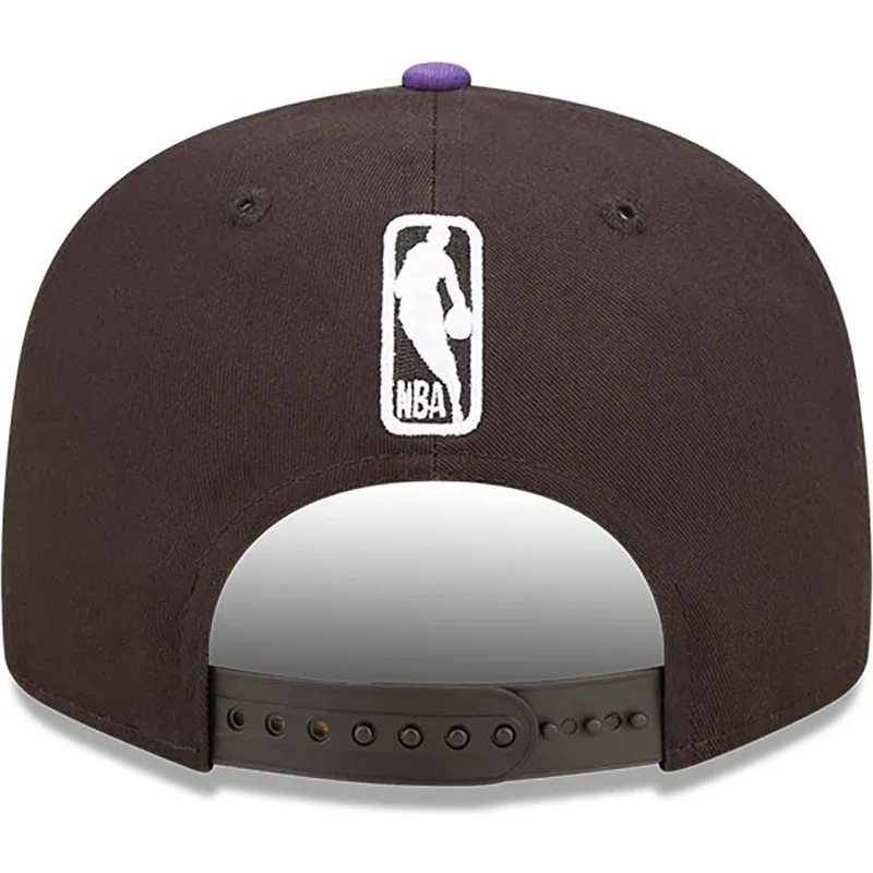 mutzen-flach-schwarz-snapback-9fifty-team-patch-der-los-angeles-lakers-nba-von-new-era mutzen-flach-schwarz-snapback-9fifty-team-patch-der-los-angeles-lakers-nba-von-new-era