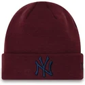 mutzen-rot-granate-cuff-league-essential-der-new-york-yankees-mlb-von-new-era