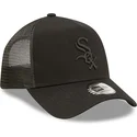 schwarze-trucker-kappe-mit-schwarzem-logo-a-frame-tonal-mesh-von-chicago-white-sox-mlb-von-new-era