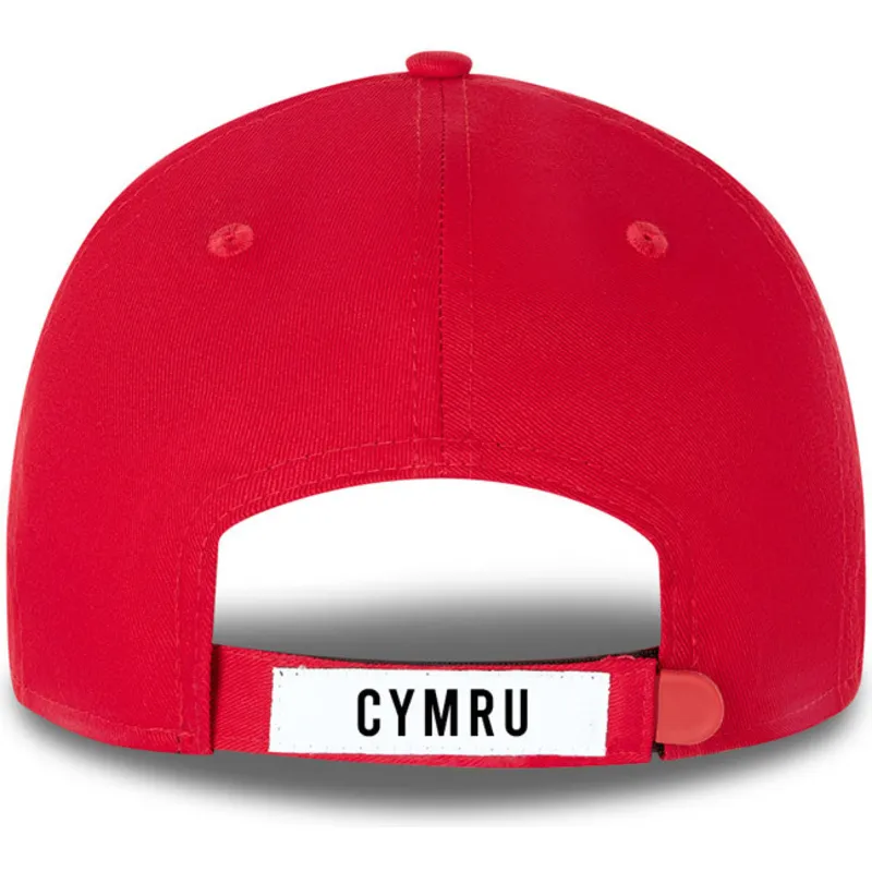 mutzen-gebogen-rot-verstellbares-band-9forty-de-wales-copa-mundial-der-wales-copa-mundial-de-futbol-von-new-era mutzen-gebogen-rot-verstellbares-band-9forty-de-wales-copa-mundial-der-wales-copa-mundial-de-futbol-von-new-era