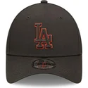 schwarze-verstellbare-9forty-team-outline-kappe-der-los-angeles-dodgers-mlb-von-new-era