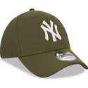 mutzen-gebogen-grun-verstellbares-band-9forty-diamond-era-der-new-york-yankees-mlb-von-new-era