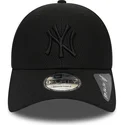 czarna-regulowana-czapka-z-zakrzywionym-daszkiem-z-czarnym-logo-9forty-diamond-era-new-york-yankees-mlb-od-new-era