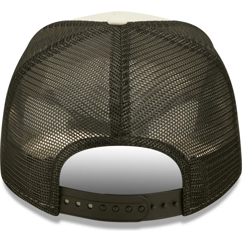 mutzen-gebogen-beige-snapback-a-frame-von-new-era