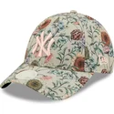 casquette-courbee-beige-ajustable-pour-femme-9forty-all-over-print-floral-new-york-yankees-mlb-new-era