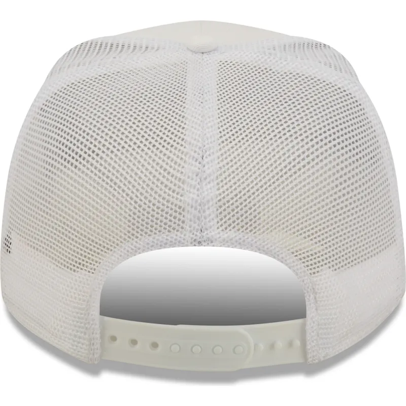 mutzen-gebogen-weiss-snapback-a-frame-von-new-era