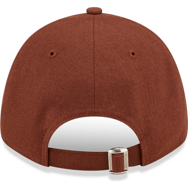 mutzen-gebogen-braun-verstellbares-band-9forty-linen-der-new-york-yankees-mlb-von-new-era