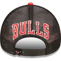 casquette-trucker-blanche-noire-et-rouge-a-frame-team-colour-chicago-bulls-nba-new-era