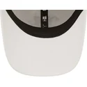 mutzen-gebogen-weiss-verstellbares-band-9forty-der-bob-esponja-von-new-era