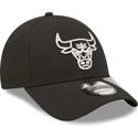cappellino-curvo-nero-regolabile-9forty-repreve-monochrom-dei-chicago-bulls-nba-di-new-era