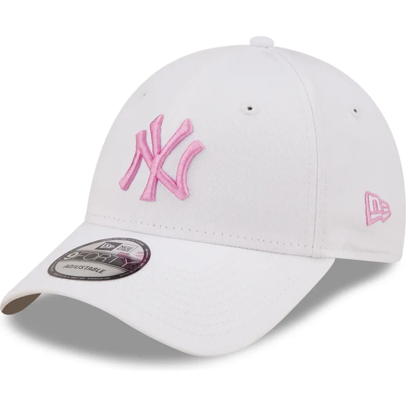 mutzen-gebogen-weiss-verstellbares-band-rosa-9forty-league-essential-der-new-york-yankees-mlb-von-new-era