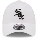 casquette-courbee-blanche-ajustable-avec-logo-noir-9forty-league-essential-chicago-white-sox-mlb-new-era