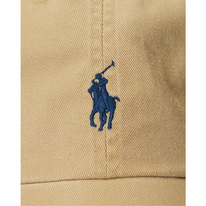 braune-verstellbare-curved-cap-mit-marineblauem-logo-cotton-chino-classic-sport-von-polo-ralph-lauren