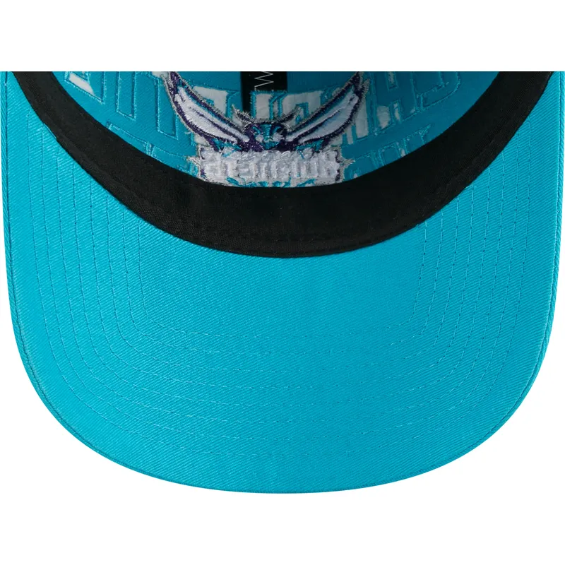 cappellino-curvo-blu-regolabile-9twenty-draft-edition-2023-di-charlotte-hornets-nba-di-new-era