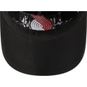 gorra-curva-negra-ajustable-9twenty-draft-edition-2023-de-portland-trail-blazers-nba-de-new-era