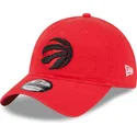 cappellino-curvo-rosso-regolabile-9twenty-draft-edition-2023-dei-toronto-raptors-nba-di-new-era