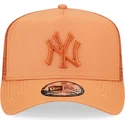 mutzen-gebogen-braun-snapback-a-frame-tech-ripstop-der-new-york-yankees-mlb-von-new-era
