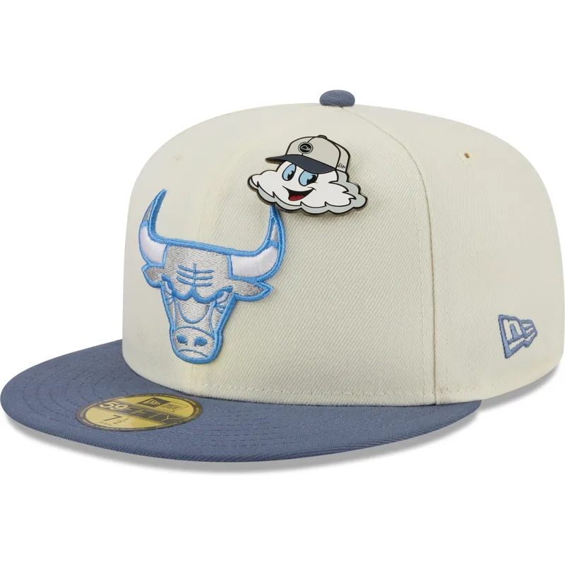 graue-und-blaue-anliegende-flat-cap-59fifty-the-elements-air-pin-der-chicago-bulls-nba-von-new-era
