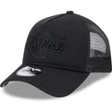 schwarze-trucker-kappe-mit-schwarzem-logo-9forty-a-frame-all-day-trucker-der-los-angeles-lakers-nba-von-new-era