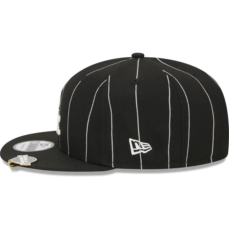 mutzen-flach-schwarz-snapback-9fifty-pinstripe-visor-clip-der-chicago-white-sox-mlb-von-new-era