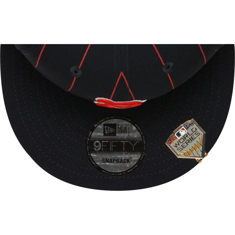 marineblaue-flache-snapback-kappe-9fifty-pinstripe-visor-clip-der-boston-red-sox-mlb-von-new-era