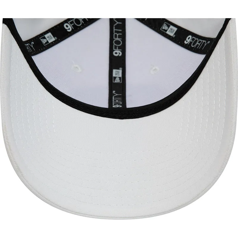 cappellino-curvo-bianco-regolabile-9forty-repreve-del-tottenham-hotspur-football-club-premier-league-di-new-era