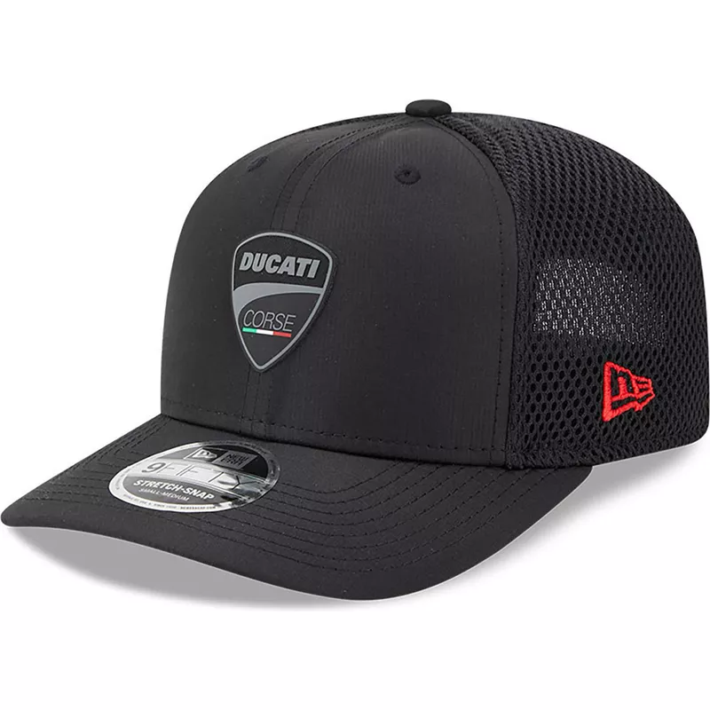 https://static.caphunters.at/37596-large_default/casquette-trucker-noire-9fifty-stretch-snap-ripstop-ducati-motor-motogp-new-era.webp