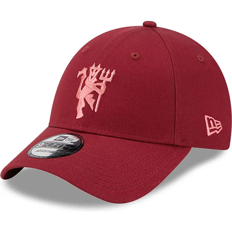 mutzen-gebogen-rot-verstellbares-band-9forty-seasonal-der-manchester-united-football-club-premier-league-von-new-era