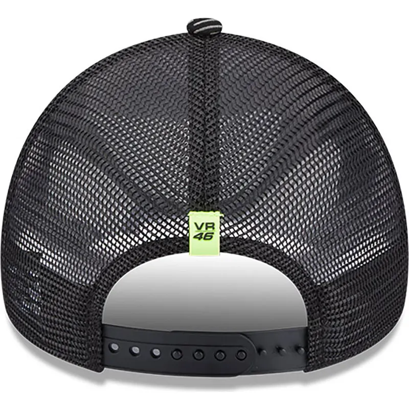 mutzen-gebogen-schwarz-snapback-a-frame-reflective-all-over-print-der-valentino-rossi-vr46-motogp-von-new-era