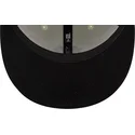 biala-i-czarna-dopasowana-czapka-bejsbolowa-59fifty-championships-new-york-yankees-mlb-od-new-era