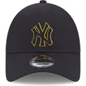 marineblaue-verstellbare-9forty-kappe-team-outline-der-new-york-yankees-mlb-von-new-era