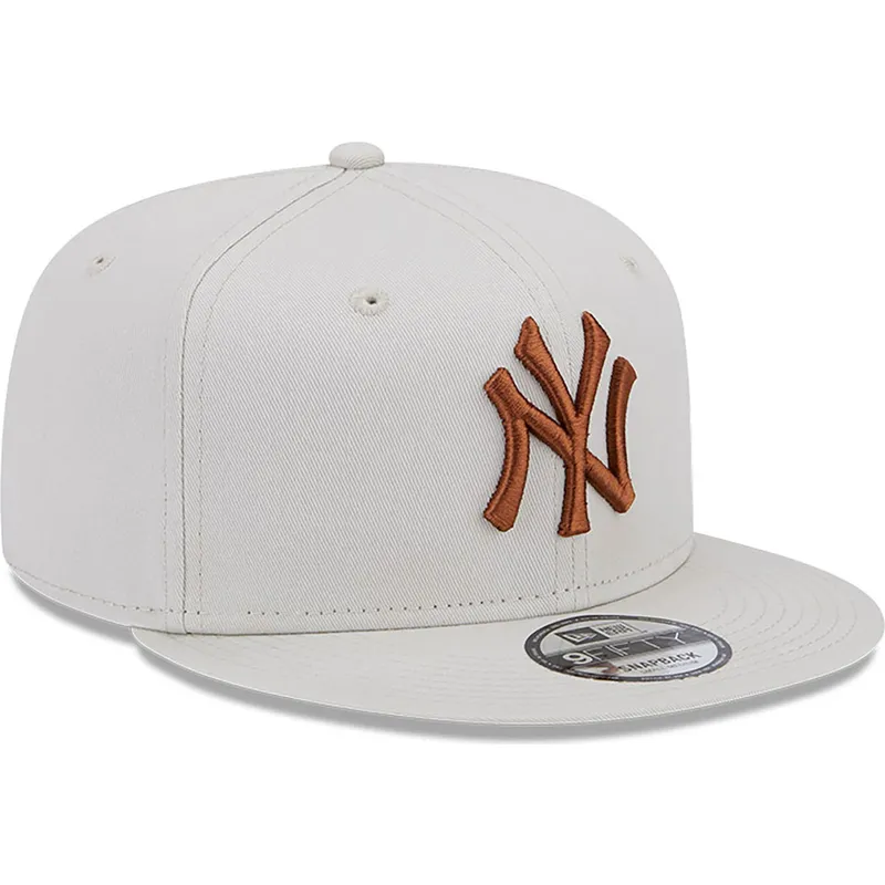 mutzen-flach-beige-snapback-marron-9fifty-league-essential-der-new-york-yankees-mlb-von-new-era