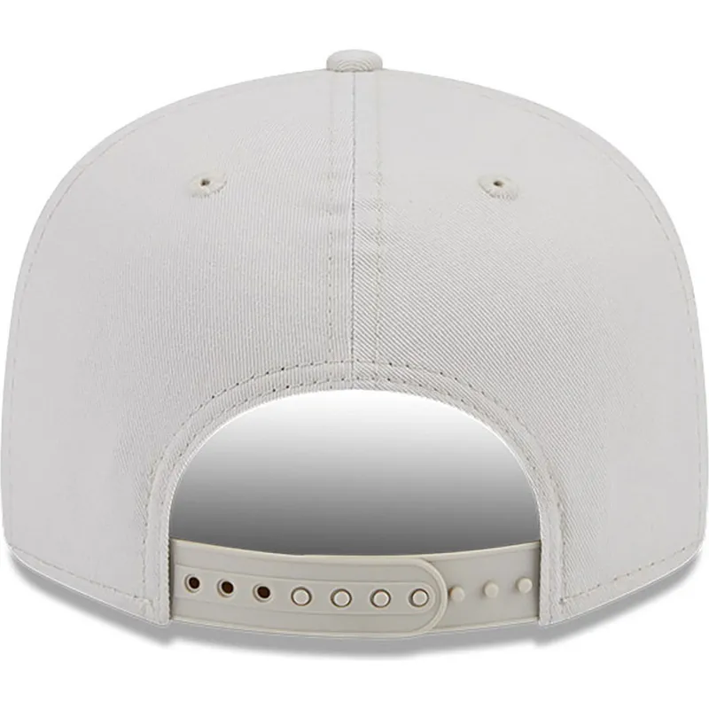 mutzen-flach-beige-snapback-marron-9fifty-league-essential-der-new-york-yankees-mlb-von-new-era
