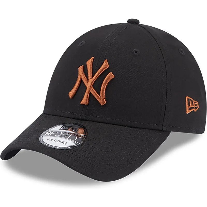 mutzen-gebogen-schwarz-verstellbares-band-marron-9forty-league-essential-der-new-york-yankees-mlb-von-new-era