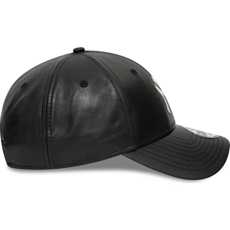 mutzen-gebogen-schwarz-verstellbares-band-9forty-leather-der-new-york-yankees-mlb-von-new-era mutzen-gebogen-schwarz-verstellbares-band-9forty-leather-der-new-york-yankees-mlb-von-new-era