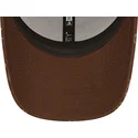 mutzen-gebogen-braun-verstellbares-band-9forty-monogram-der-new-york-yankees-mlb-von-new-era