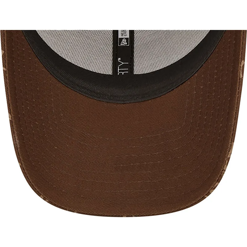 mutzen-gebogen-braun-verstellbares-band-9forty-monogram-der-new-york-yankees-mlb-von-new-era