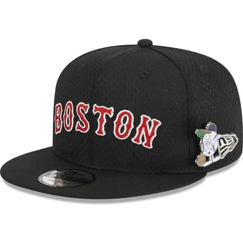 Schwarze flache Snapback-Kappe 9FIFTY Post-Up Pin der Boston Red Sox MLB von New Era