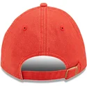 rote-verstellbare-kappe-mit-gebogenem-schirm-und-schwarzem-logo-9twenty-league-essential-der-new-york-yankees-mlb-von-new-era