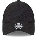 new-era-9forty-hypertexture-verstellbare-schwarze-kappe-mit-gebogenem-schirm-und-schwarzem-logo-fur-damen-new-york-yankees-mlb