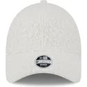 mutzen-gebogen-beige-verstellbares-band-9forty-hypertexture-der-new-york-yankees-mlb-von-new-era